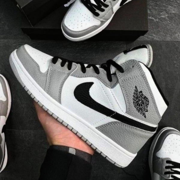 Zapatillas Nike Air Jordan Mid (bota) - Gris y blanco